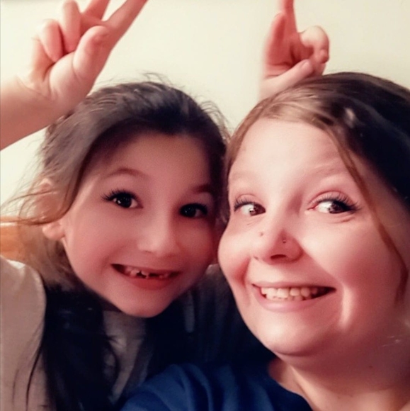 Meet your Posher, Jenifa - Picture 1 of 1